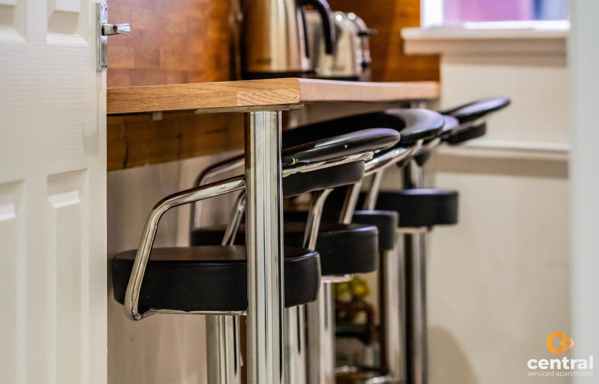Central Serviced Apartments - 2 Bedroom - Walk Away From City Centre & Universities - Sleeps 4 - 3 X Double Beds - Smart Tvs In All Rooms - Short Term Stays Welcome - Walk Away From Train & Bus Station - Preferred Location For Short Stay In Dundee Buitenkant foto